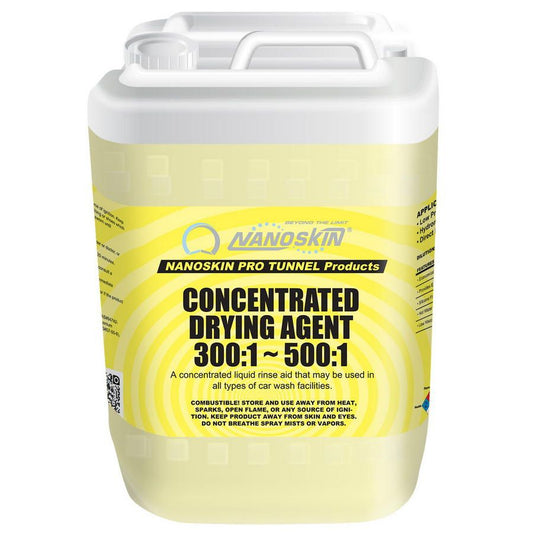 • Economical<br> • Provides Excellent Shine<br> • Silicone Free<br> • Hot Water Compatible<br> • Low Viscosity<br> • Use at dilutions up to 2000:1<br> • Produces a high quality shine on all vehicle surfaces<br> • Will not smear or streak glass surfaces<br> • May be used with hot water to increase performance qualities<br> • Thinned formulation allows for easy dispensing of concentrate<br>