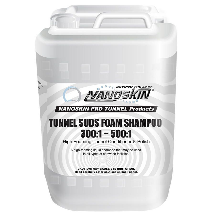 •Economical Use at dilutions up to 300 : 1~500 : 1<br>•Powerful Penetrates and loosens road soil. <br>•Lubricates High quality foam provides lubricity to ensure maximum cloth life. <br>•Free-rinsing Rinses freely and completely to help prevent streaking. <br>•Hard Water Tolerant Fortified with water softening ingredients for use in hard water applications.